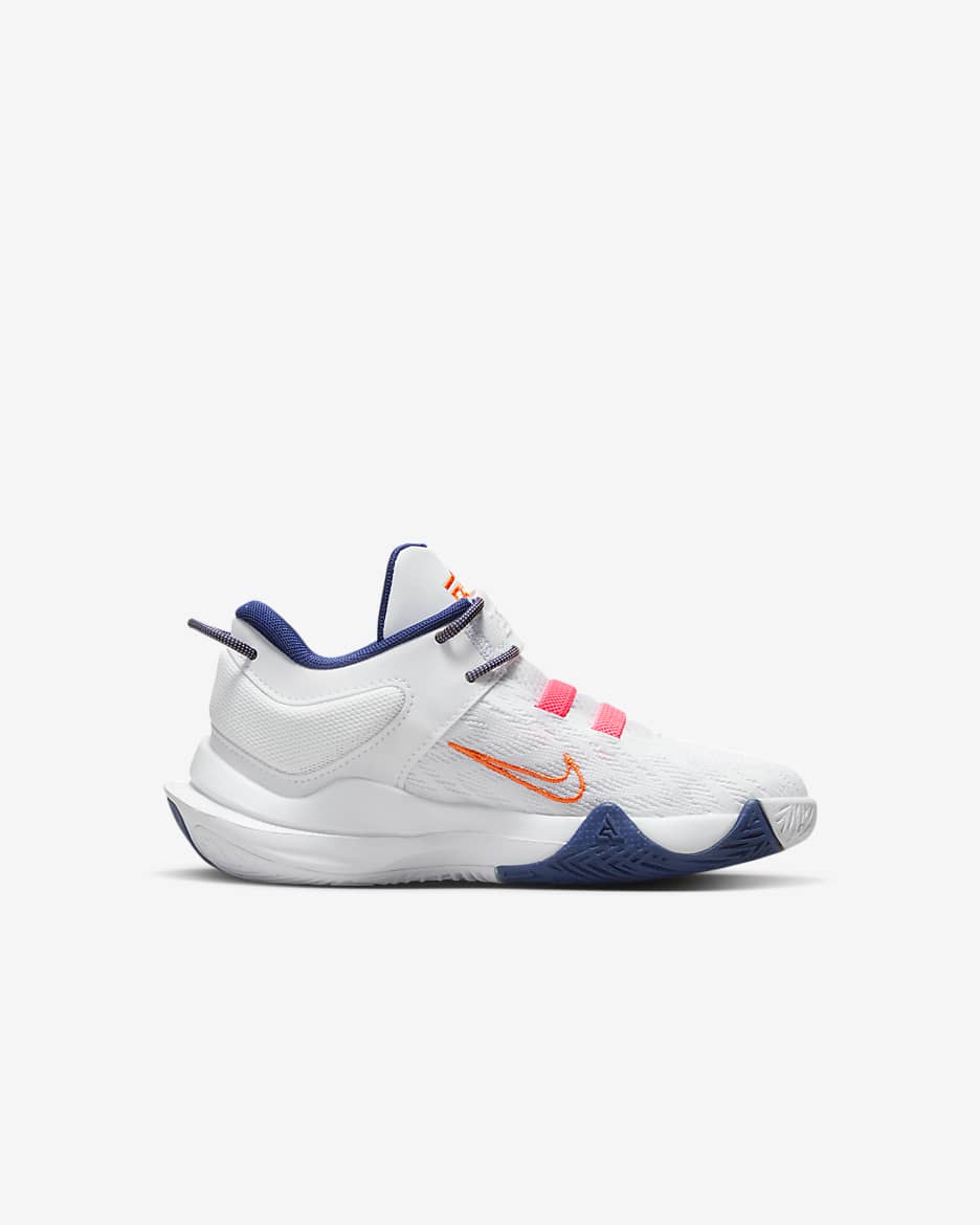 Nike shops 2 color shoes